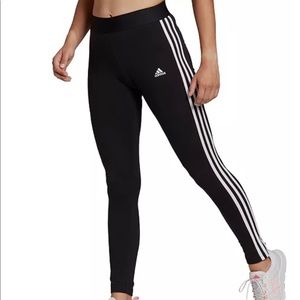 SOLD- Adidas Leggings/Aeroready